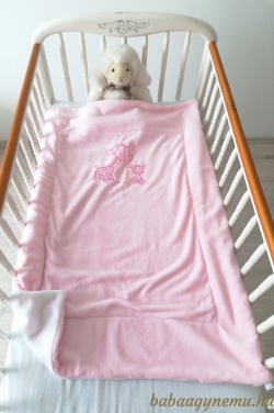 Kis- nagy zsiráf rózsa- Wellsoft kocsitakaró termék főképe